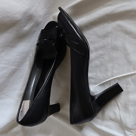 *Gently Used* Bandolino classic 7.5 - Picture 5 of 5